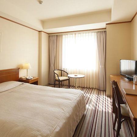Hotel Crown Palais Kokura Kitakyushu Buitenkant foto