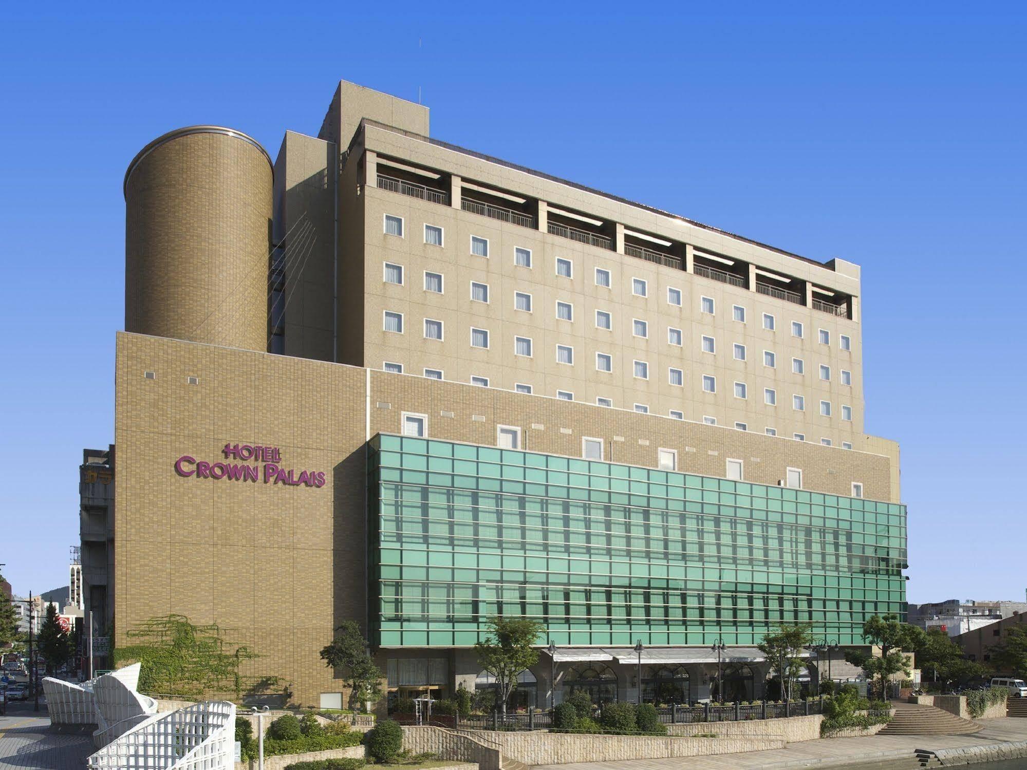Hotel Crown Palais Kokura Kitakyushu Buitenkant foto