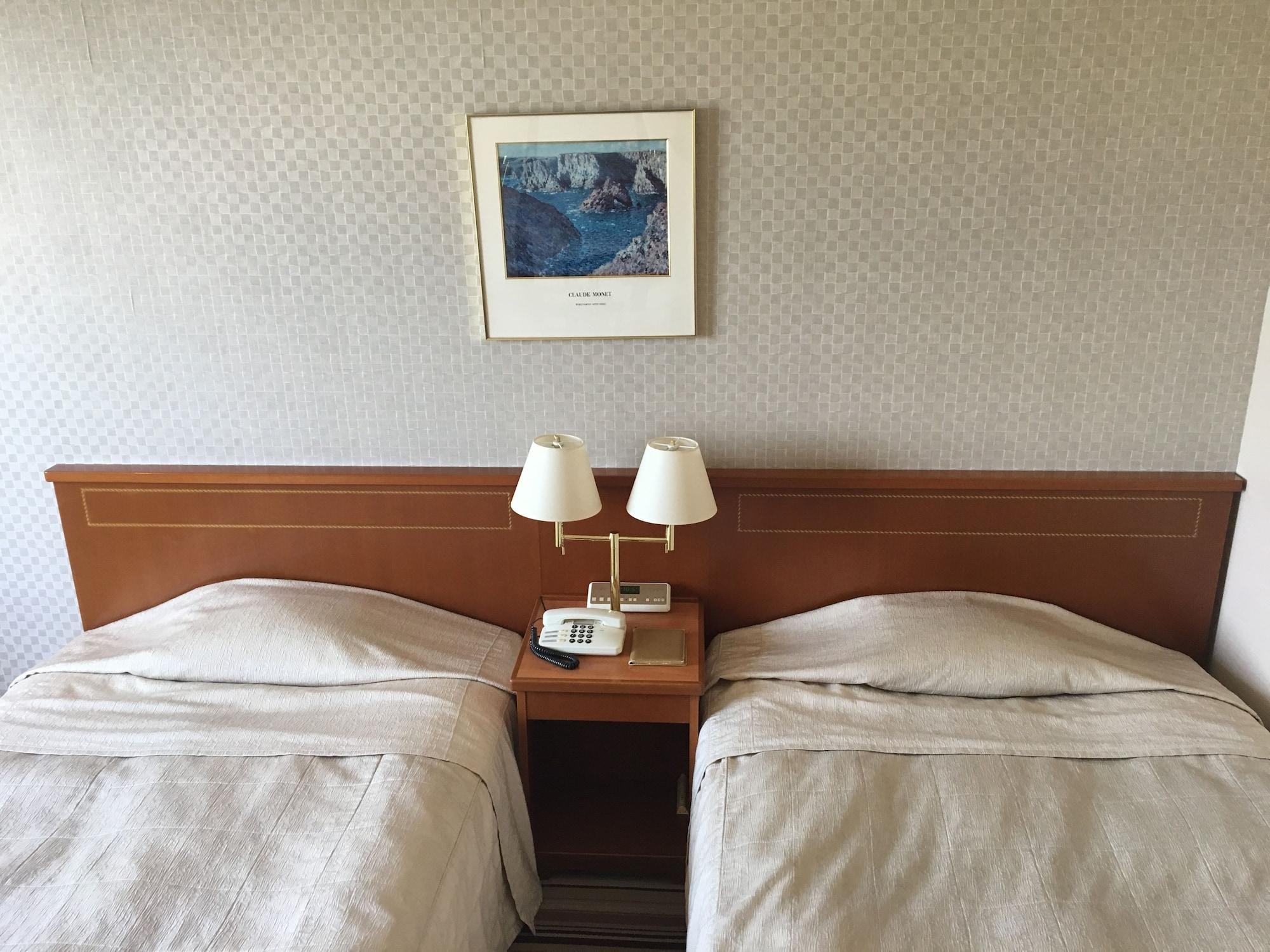Hotel Crown Palais Kokura Kitakyushu Buitenkant foto