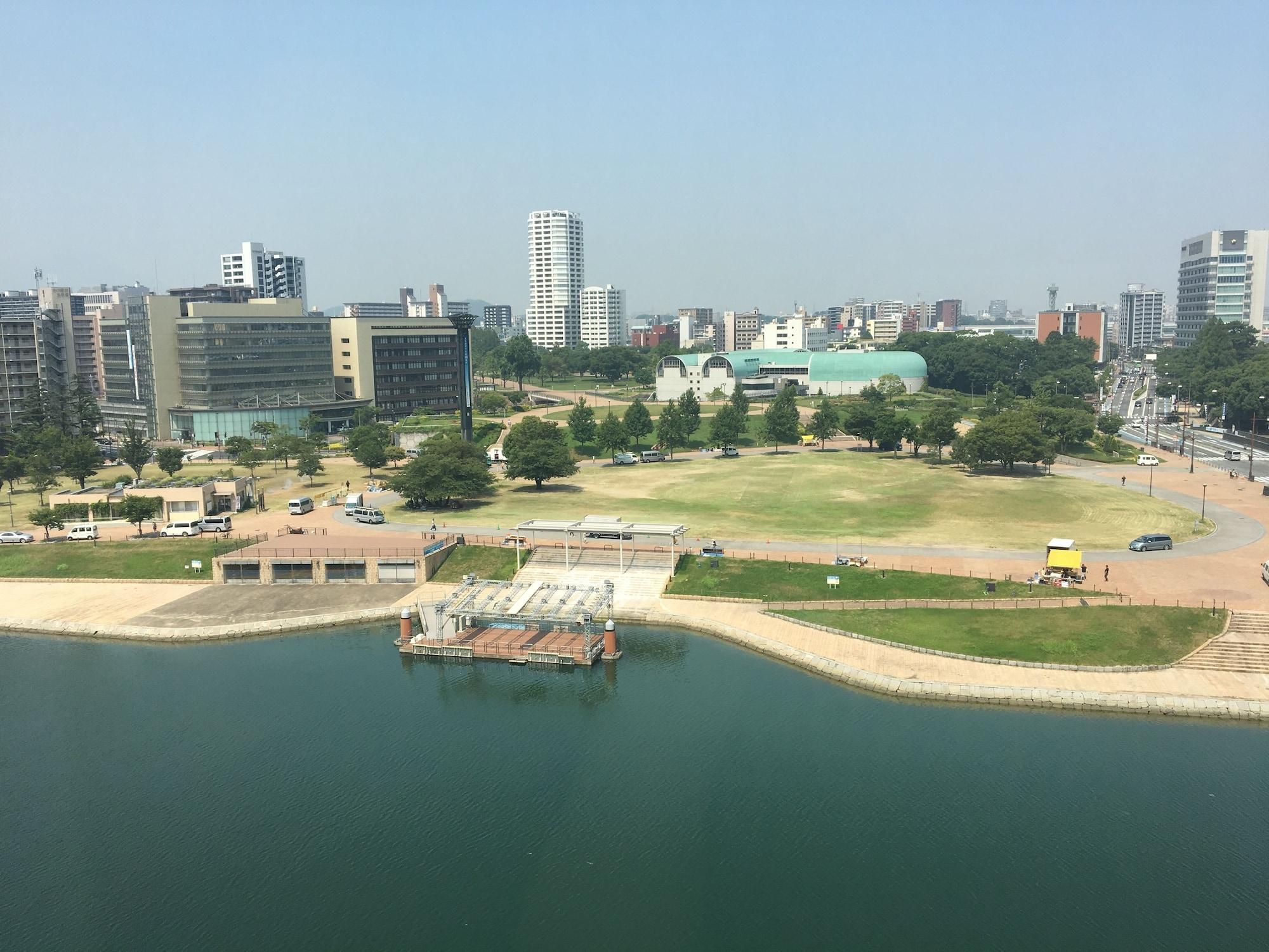 Hotel Crown Palais Kokura Kitakyushu Buitenkant foto